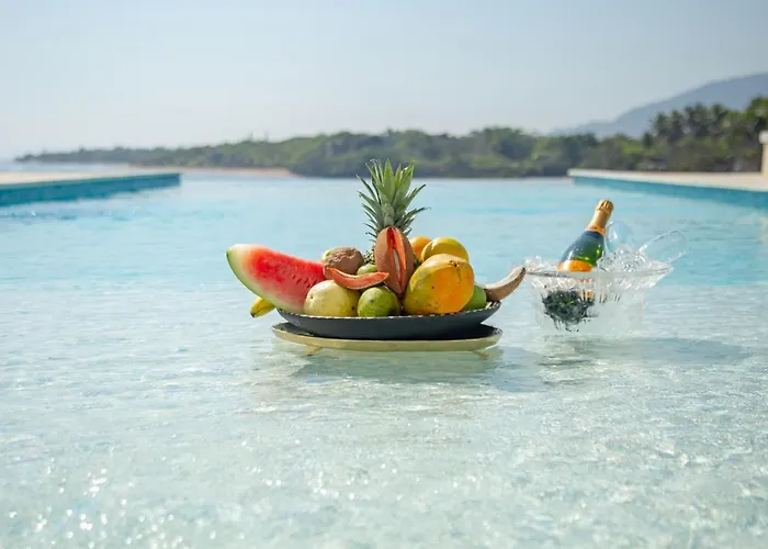 Peninsula Esmeralda Luxury Hotel & Villas